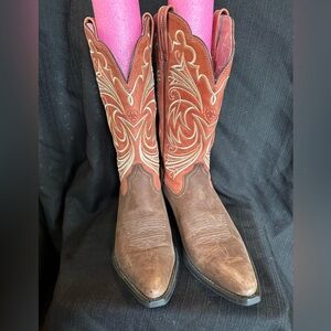 Ariat Salmon & Brown Embroidered Cowboy Western Boots sz 8